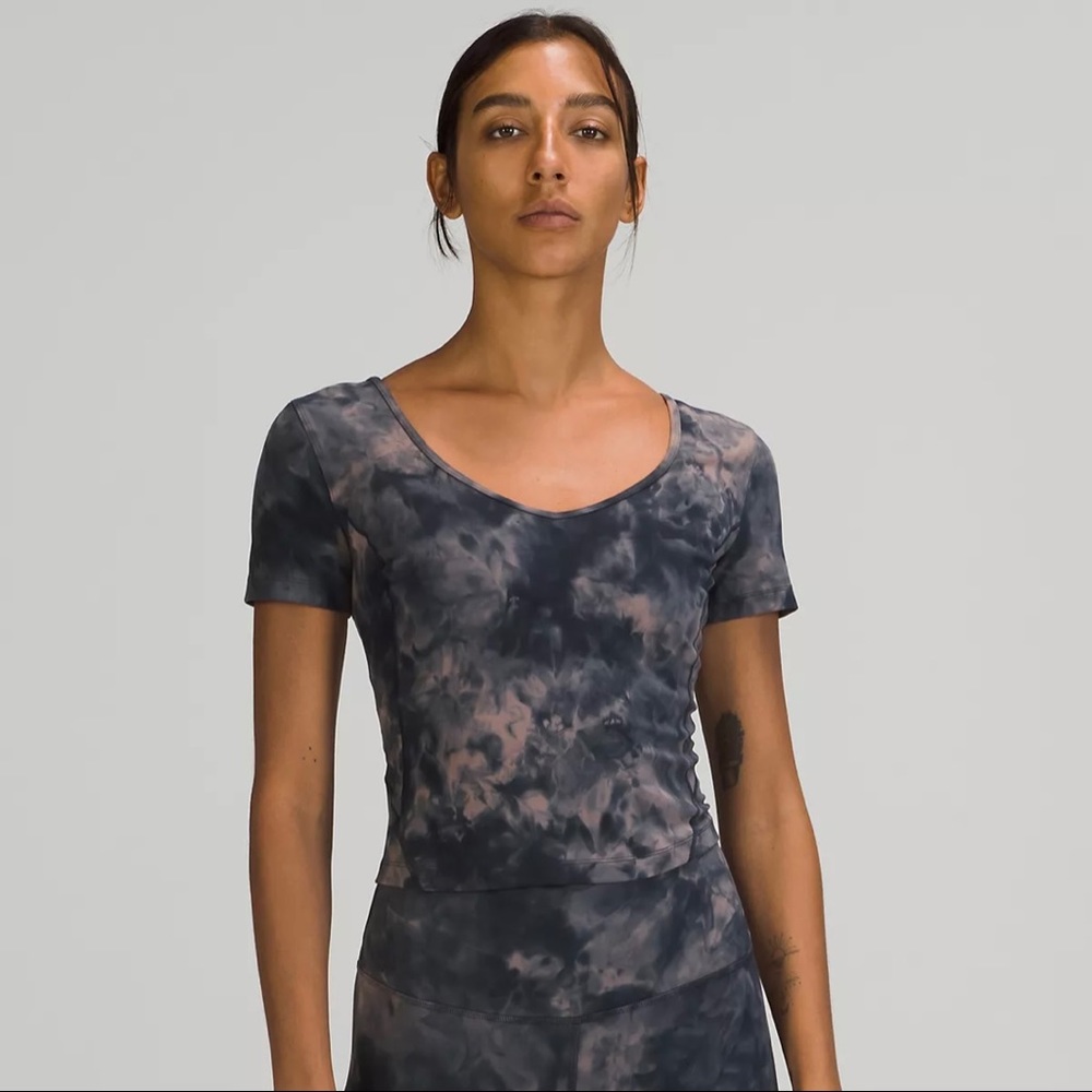 Lululemon Align T-Shirt Tie Dye Blue Sz 8
